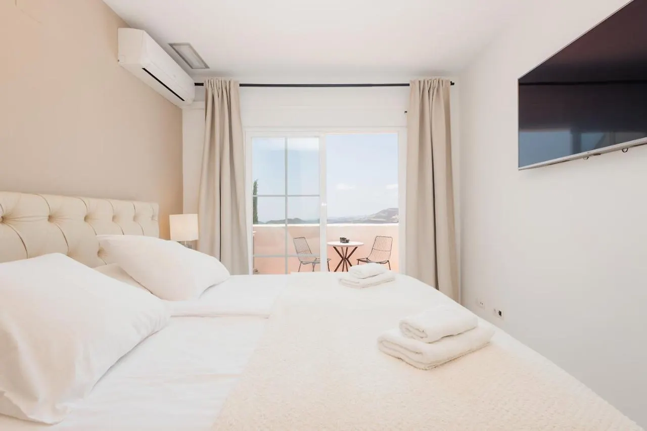 Modern Sea & Lake View Penthouse With Private Jacuzzi - 8 Min To Puente Romano Истан Испания