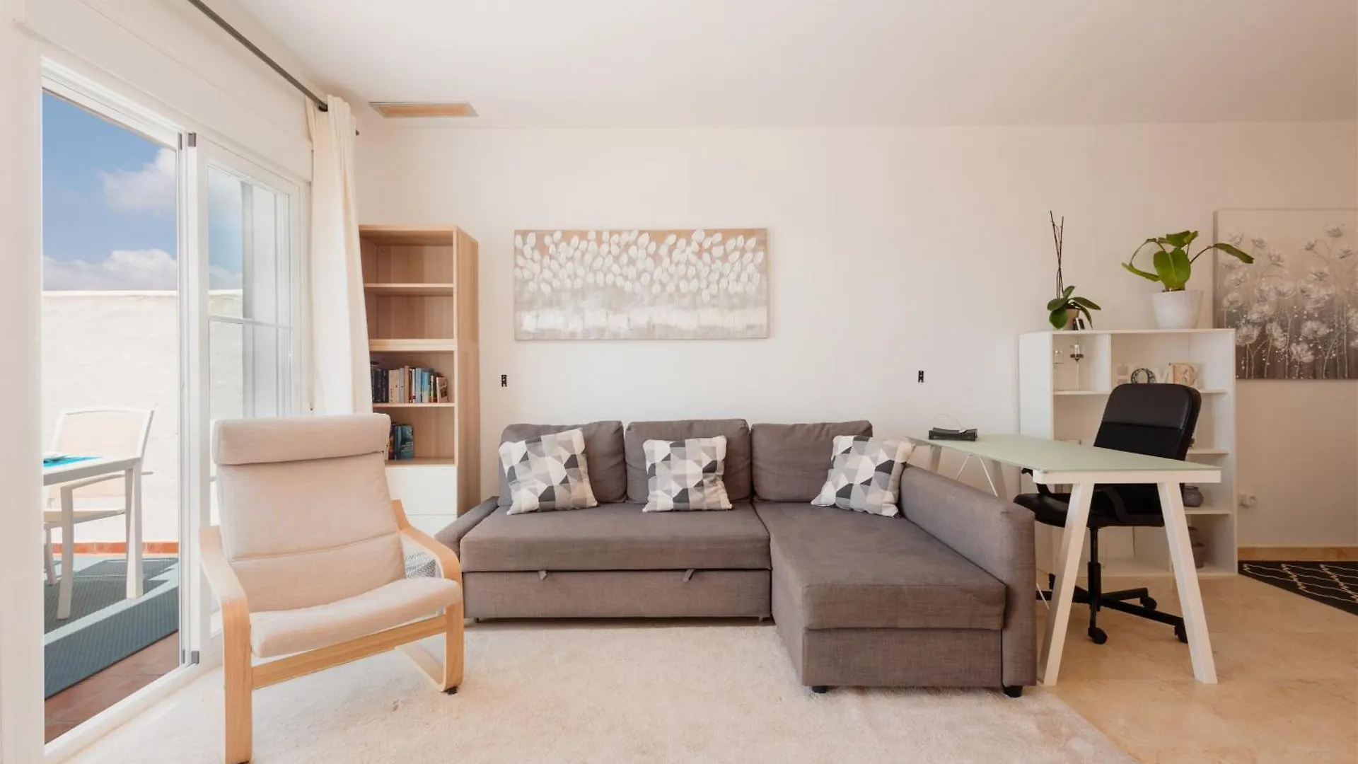Modern Sea & Lake View Penthouse With Private Jacuzzi - 8 Min To Puente Romano Истан 0*,  Испания