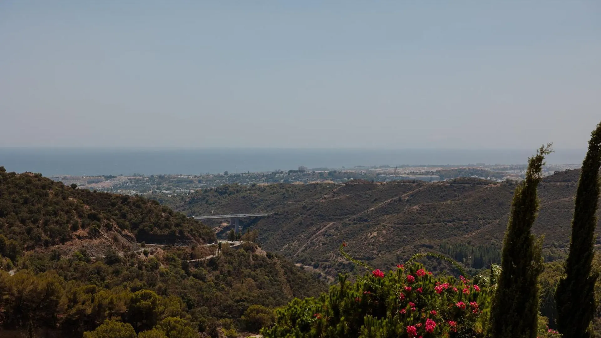 Modern Sea & Lake View Penthouse With Private Jacuzzi - 8 Min To Puente Romano Истан 0*,